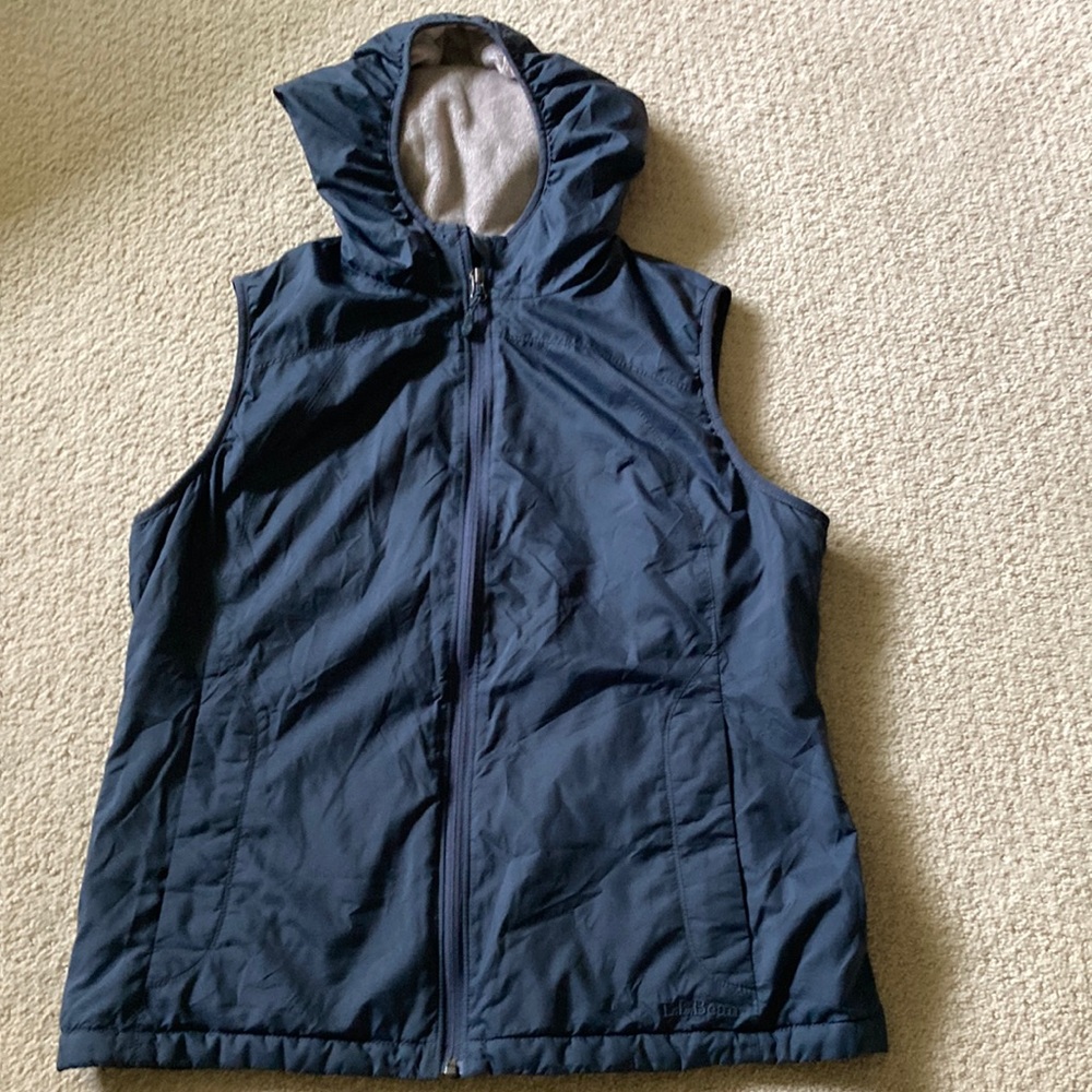Women’s LL Bean  Navy Hooded Vest Medium
